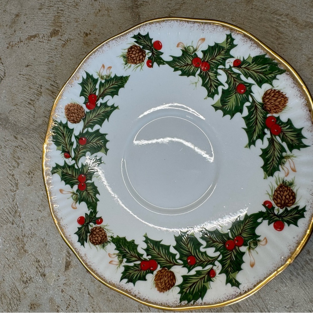 Rosina-Queens Yuletide Bone China tea cup & set